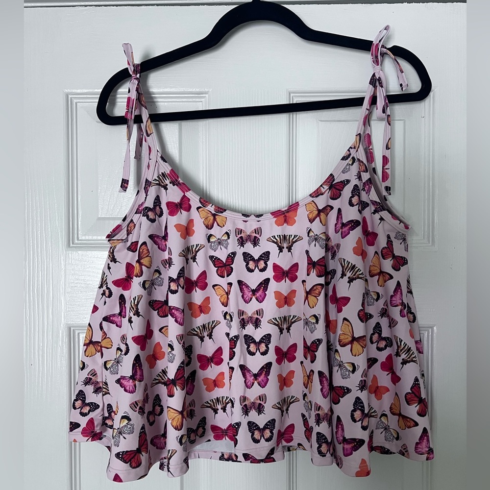 Kortni Jeane swing top size XXL
